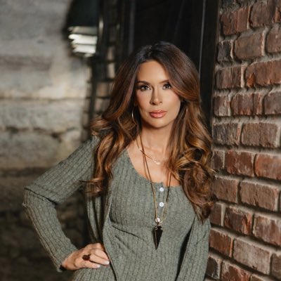 athomerlty's tweet photo. #NewProfilePic https://t.co/Yn4tdgWarm