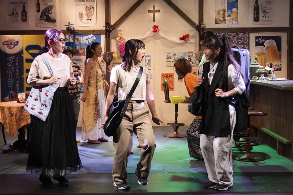 2026年7月公演
「民宿チャーチの熱い夜24」
出演者募集中！

＼2月28日23:59締切／

公式HPから過去の公演風景をご覧いただけます。（写真は昨年上演したシリーズ23作目のもの）

追加キャストオーディションの詳細は↓
dsu.lovepop.jp/archives/3995

ご応募お待ちしております！

#演劇
#オーディション