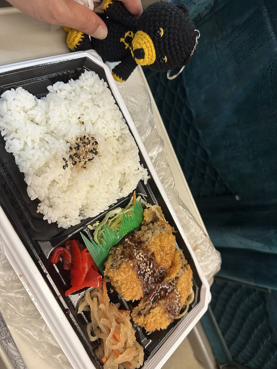 新幹線で徳山戻ります👍山口と博多近いのね😆
今年初のTUBEライブ、めちゃくちゃ良かった❤️
20260215
#TUBE
#博多
#徳山