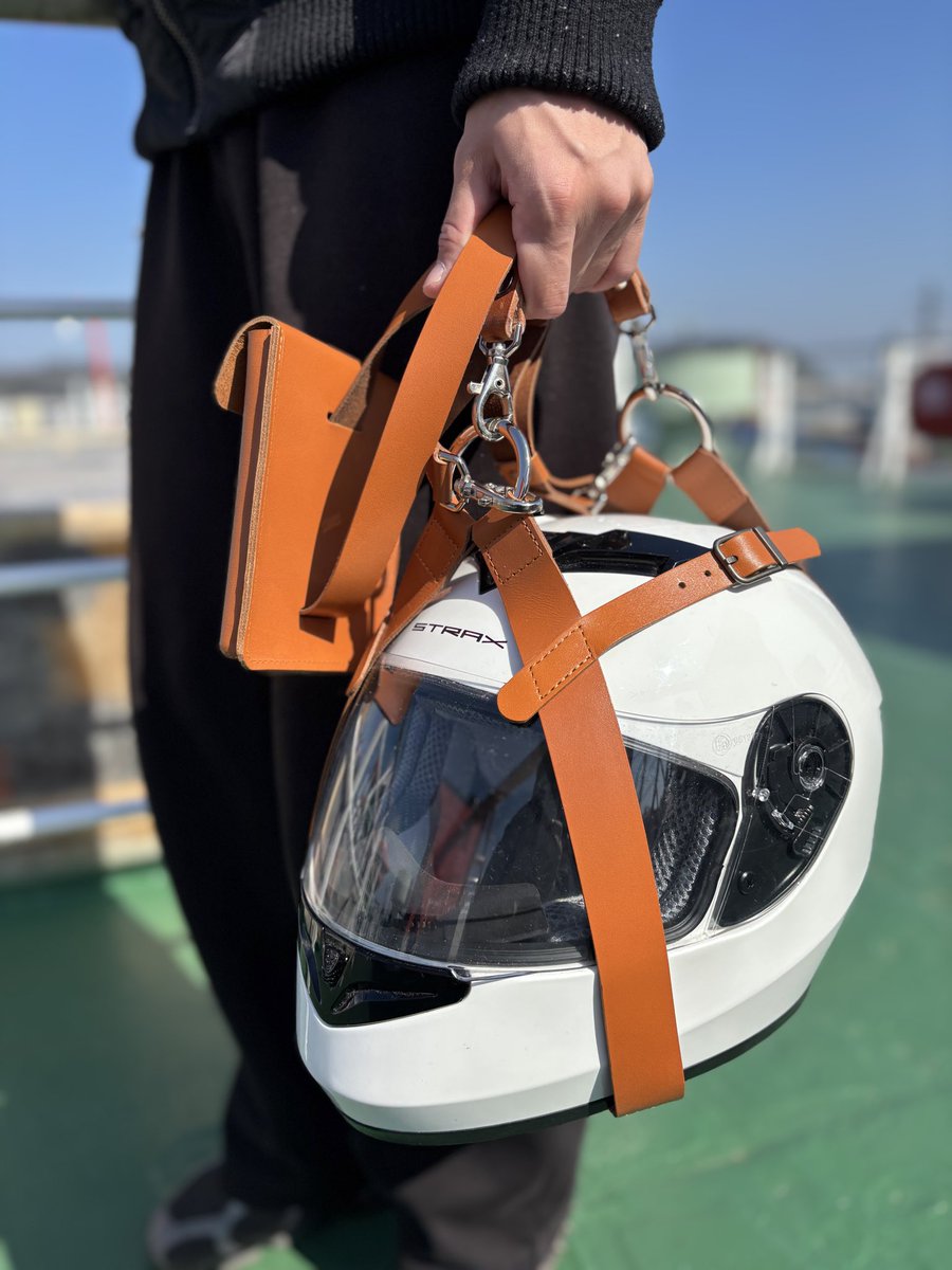 バイク用ヘルメットホルダー