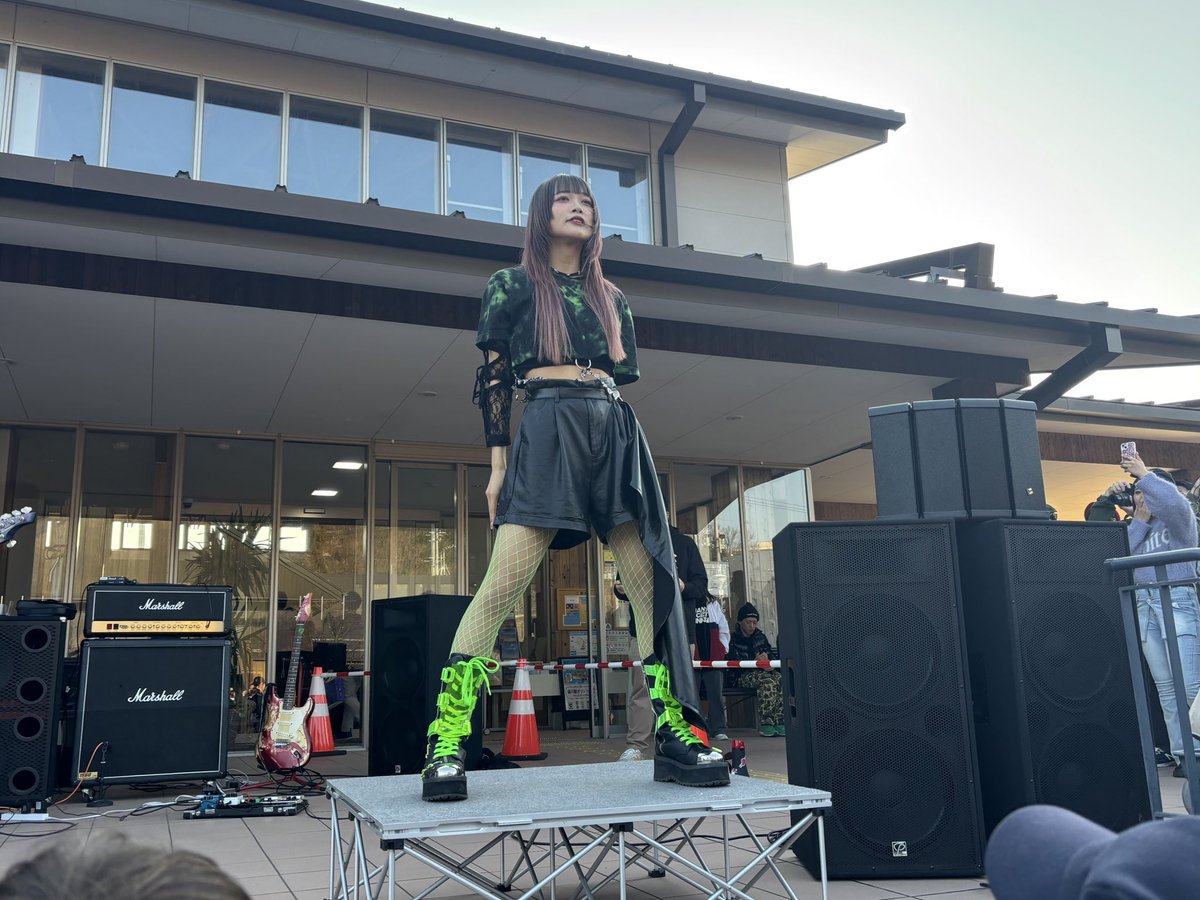 さやん tweet media