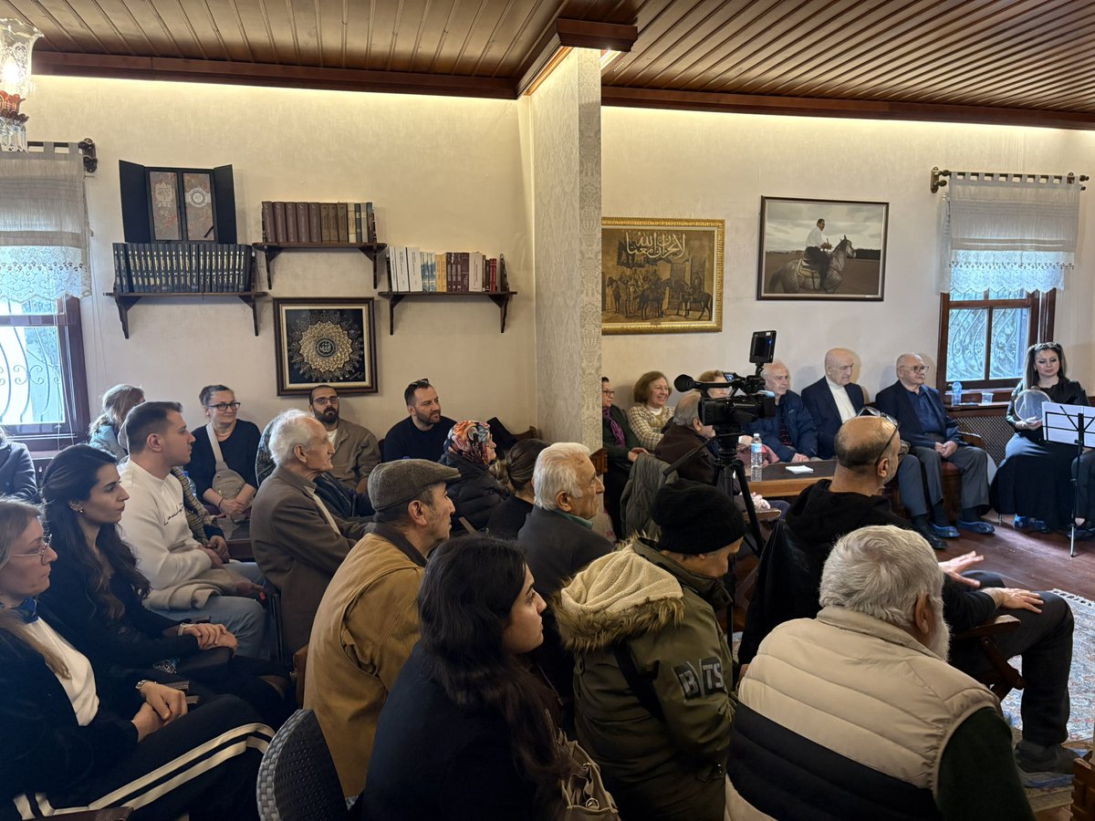 “Fasıldan Tasavvuf Mûsikîsine Tevfik Soyata ile Meşk-i Mûsikî” programımızı yaptık. Mûsikî hayatımızın değerli ismi Sayın Tevfik Soyata’ya, ekibine ve tüm katılımcı dostlarımıza teşekkür ederiz.