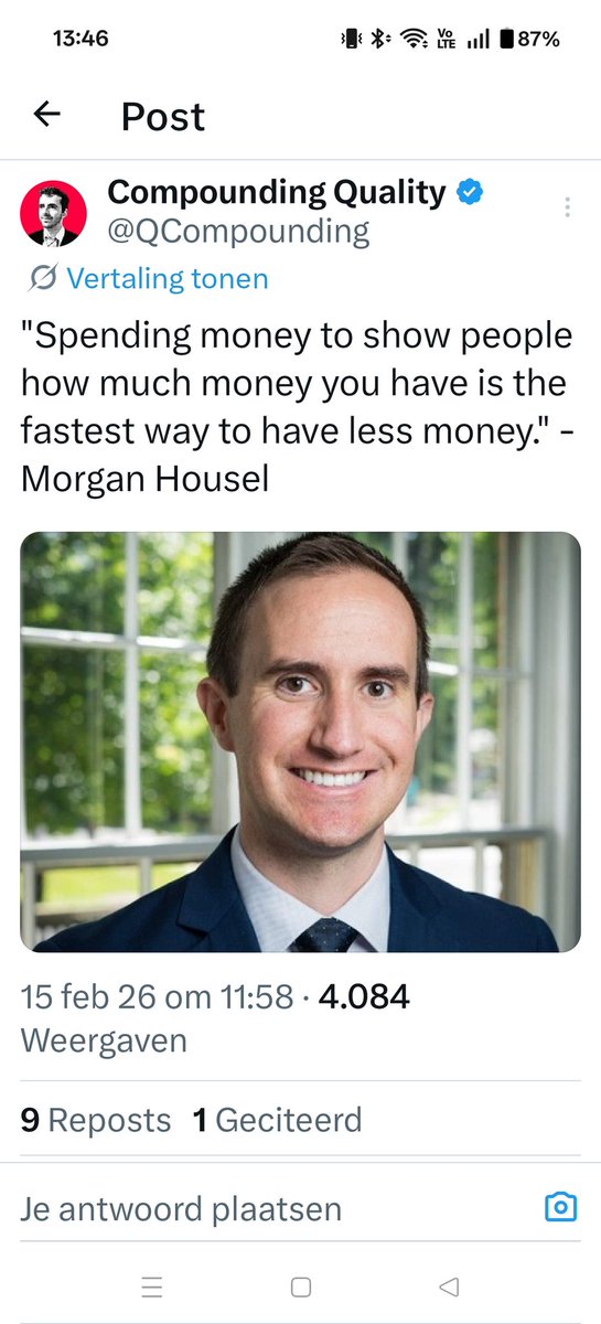 Regel nummer 1 : niemand maar dan ook echt niemand is geïnteresseerd hoeveel jouw pak gekost heeft of met welke blitse auto je rijdt, echt niemand !