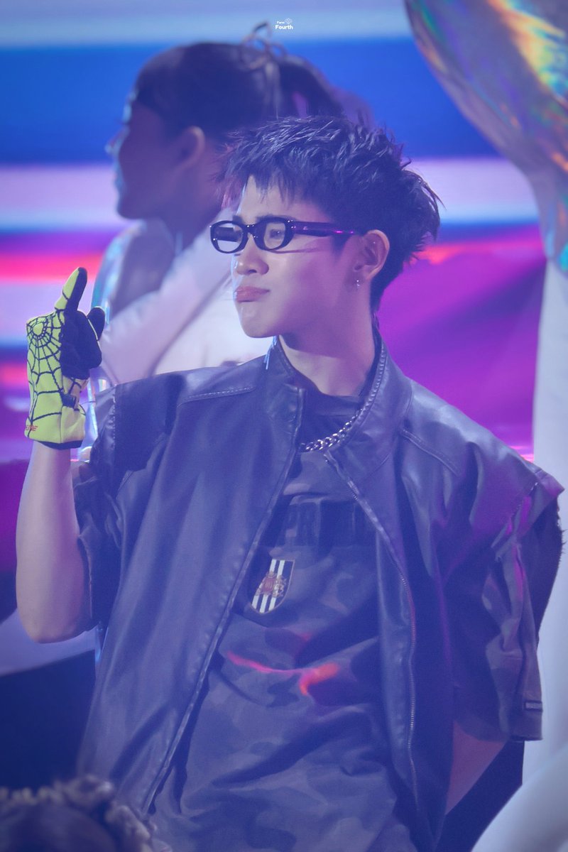 คนง้อที่ขี้งอนที่สุดดดด 😝

FOURTH BORN TO BE ARTIST
#RISERCONCERTD3 <a href="/tawattannn/">FOURTH</a> 
#Fourthnattawat #โฟร์ทณัฐวรรธน์