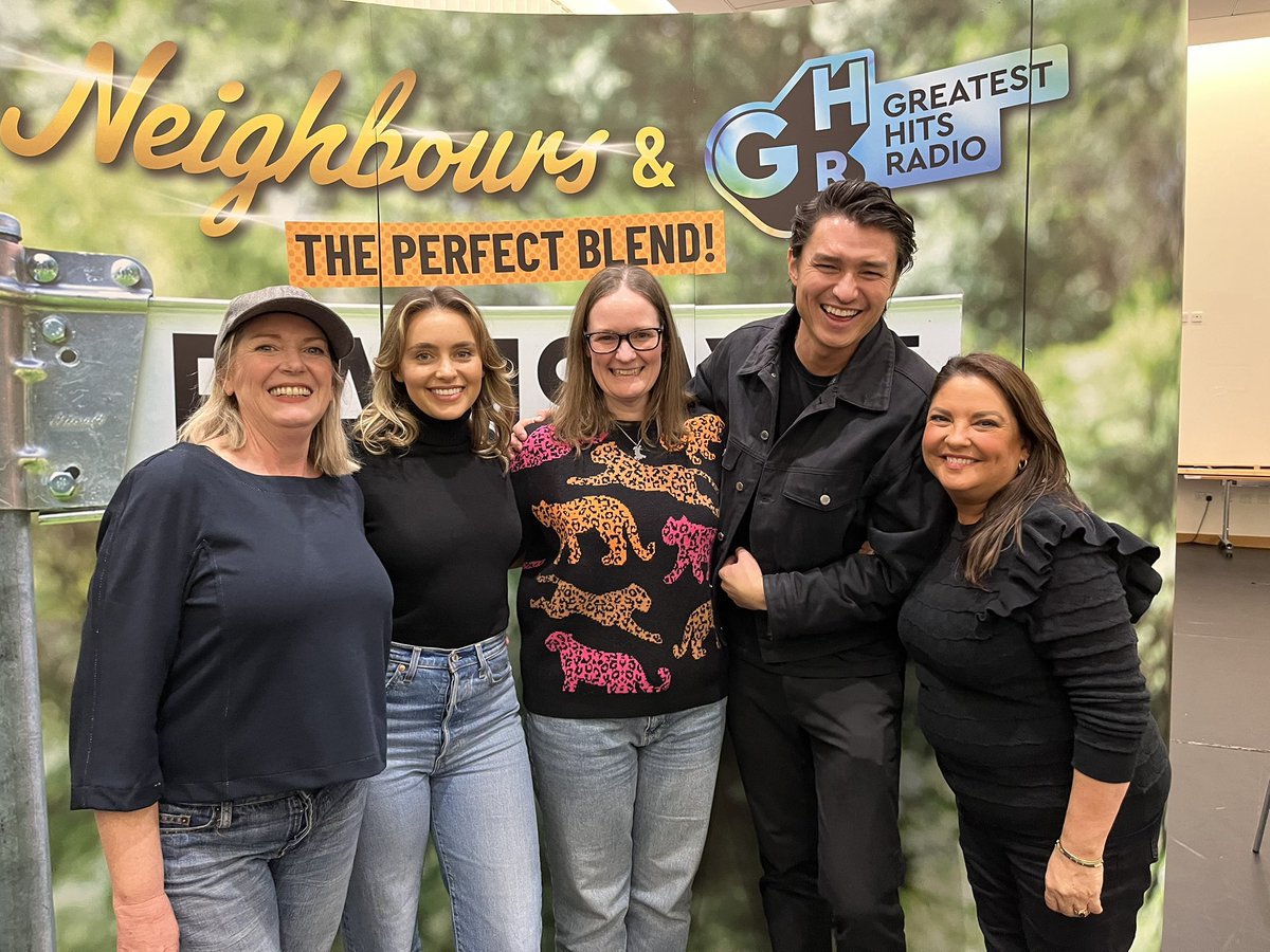 Sophie 🏠 #BringBackNeighbours tweet media