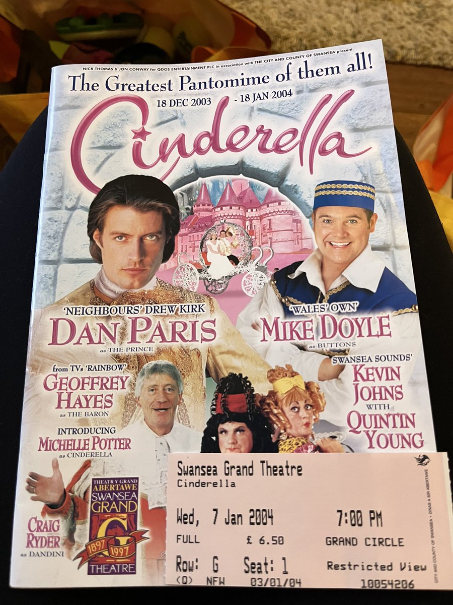 Sophie 🏠 #BringBackNeighbours tweet media