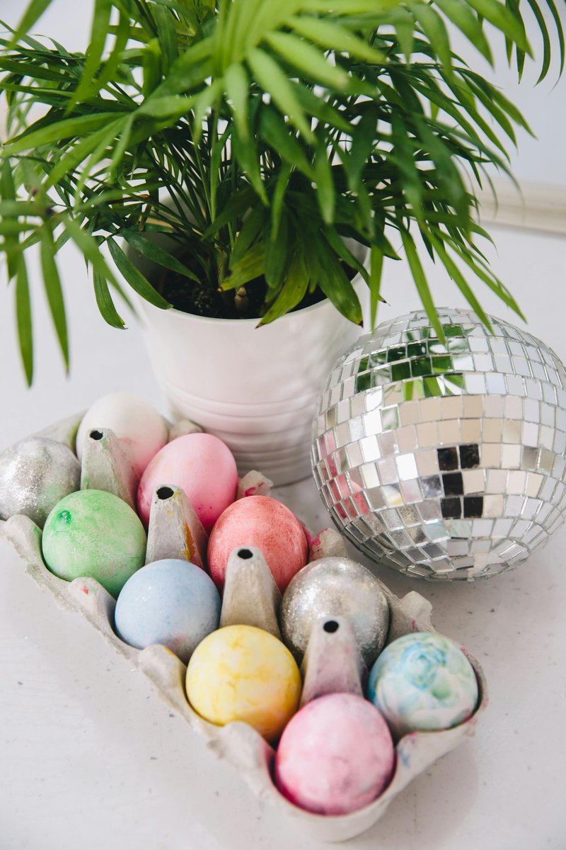 CrystalTowerDec's tweet image. 🐰 Tip: Use pastel vases and greenery to create a subtle Easter tablescape.
 crystaltowerdecor.com

#EasterStyling #DecorTips #SpringTablescape #PastelHomeDecor #InteriorHacks #SeasonalDecorGuide #FreshSpringIdeas #HolidayStyling #EasyEasterDecor #CrystalTowerDecor