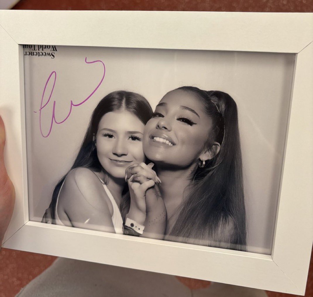 weIIsoon's tweet photo. my most prized possession. https://t.co/SOO2zg0DTm