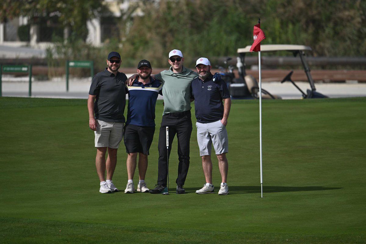 Bahrain Int. Circuit tweet media