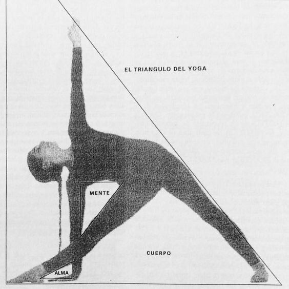 chanellique's tweet image. For creatives: body-mind connection is a must.
Once you start to actually feel your body (stretching, dancing, running, etc.) creativity will flow in ways you don't even expect. Your body is your temple, take care of it and your mind will follow.