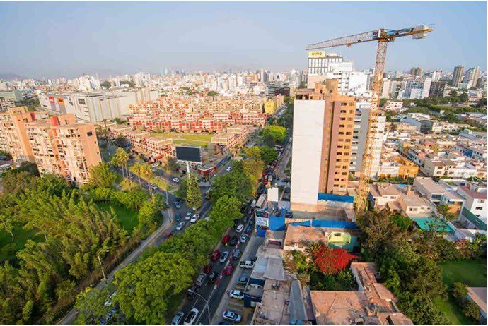 VecinosSi's tweet photo. @larepublica_pe El proyecto viaducto Sánchez Carrión (pershing) eliminaría casi 5000 m2 de área verde, eliminarían  la arboleda de Pershing 😱
#NoAlViaductoJavierPrado https://t.co/ed1oPBDgvi