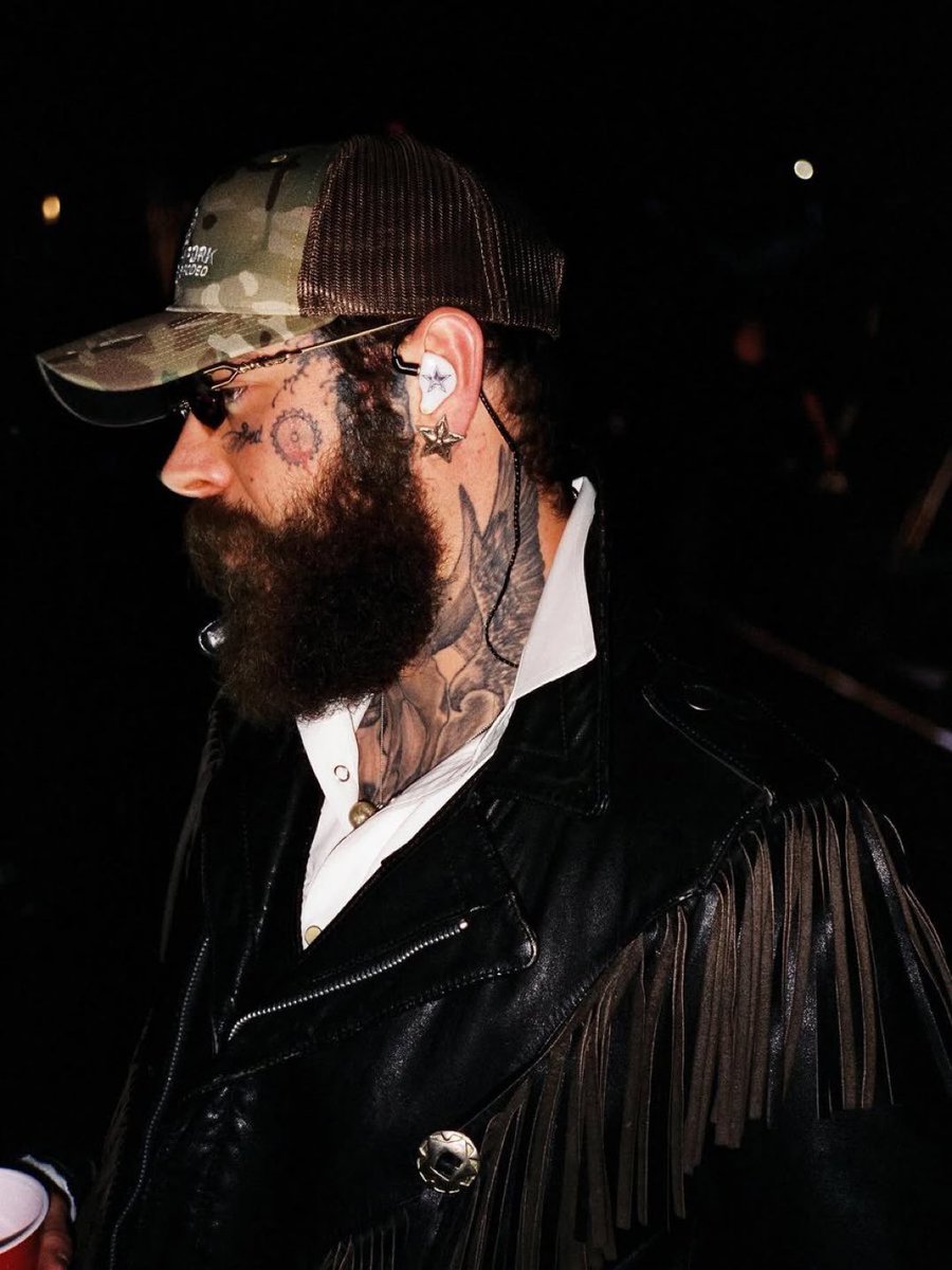 Post Malone Fans tweet media