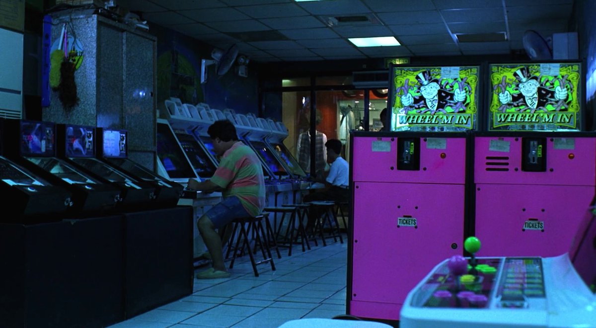 elladorn_'s tweet photo. Tropical Fish (1995) dir. Chen Yu-hsun https://t.co/dbl3Nhevwi