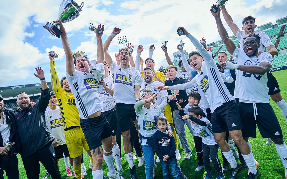 🏆 𝐄𝐋 𝐏𝐋𝐀𝐒𝐄𝐍𝐂𝐈𝐀, 𝐂𝐀𝐌𝐏𝐄Ó𝐍 𝐃𝐄 𝐋𝐀 𝐂𝐎𝐏𝐀 𝐄𝐗𝐓𝐑𝐄𝐌𝐀𝐃𝐔𝐑𝐀

La Unión Polideportiva Plasencia hace historia en el Estadio Romano José Fouto y levanta su primera Copa Extremadura tras vencer 3-4 al CD Quintana en una final inolvidable. 

⚡ ARRANQUE