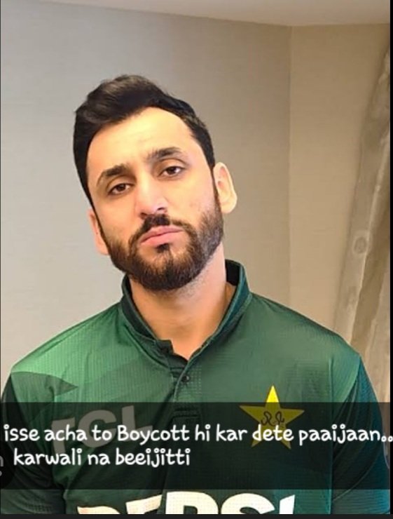 SouravShar53687's tweet photo. 🤣🤣🤣🤣

#INDvPAK #SanjuSamson #tilakverma #AbhishekSharma #indiavspak #ishankisan #HardikPandya #shivamdube #rinkusingh #axarpatel #JaspritBumrah #varunchakravarthy #kuldeepyadav #SuryakumarYadav #indiavspakisthan https://t.co/15b0icah4o