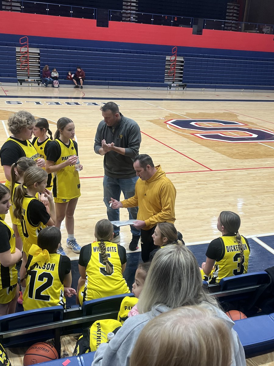 Laman Stark tweet media