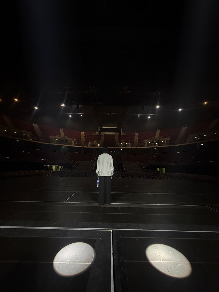 ขอบคุณทุกคนมากๆนะครับ 3 วันนี้คือประสบการณ์ในวัย 26 ปีที่ดีมากๆ วันนี้ขอพักผ่อนก่อนนะครับ เดี๋ยวตื่นแล้วมาขอบคุณอีกทีนะ รักทุกคนนะครับ ❤️ #RISERCONCERTD3