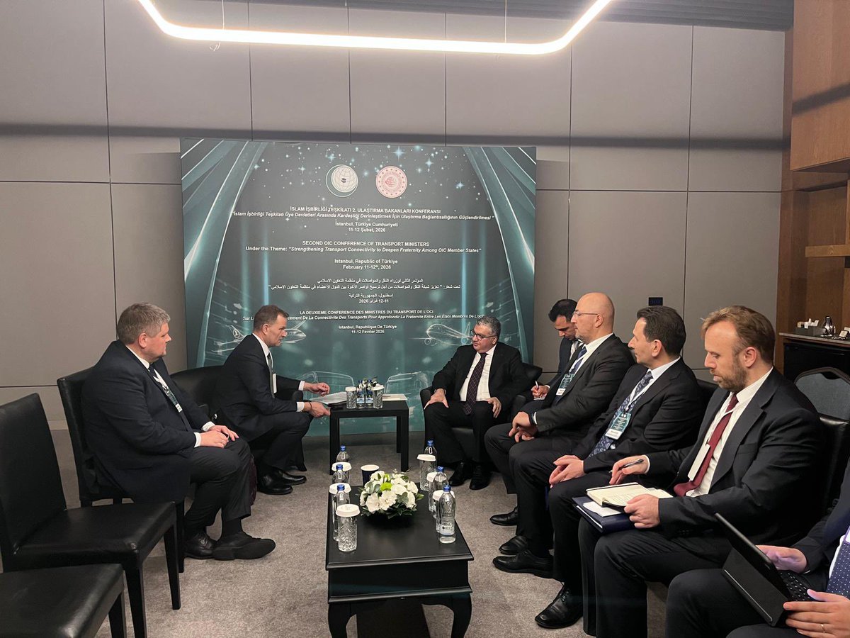 🇷🇺🇹🇷Rusya Ulaştırma Devlet Sekreteri - Bakan Yardımcısı Dmitriy Zverev, İslam İşbirliği Teşkilatı 2. Ulaştırma Bakanları Konferansı marjında Türkiye <a href="/UABakanligi/">T.C. Ulaştırma ve Altyapı Bakanlığı</a> Bakan Yardımcısı <a href="/durmus_unuvar/">Durmuş Ünüvar</a> ile bir araya geldi. Ulaştırma alanında ikili iş birliği konuları ele alındı.