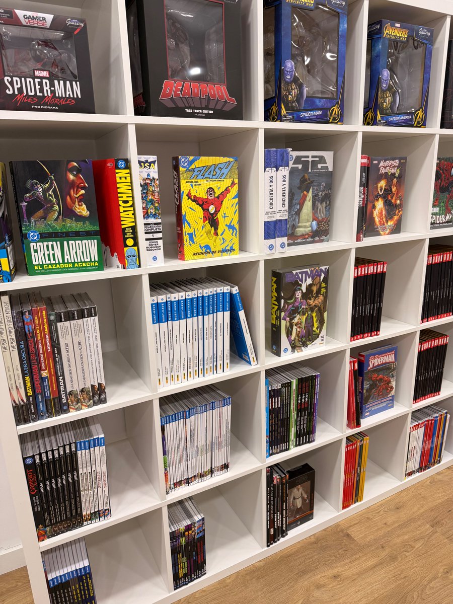 Daruma Comics tweet media