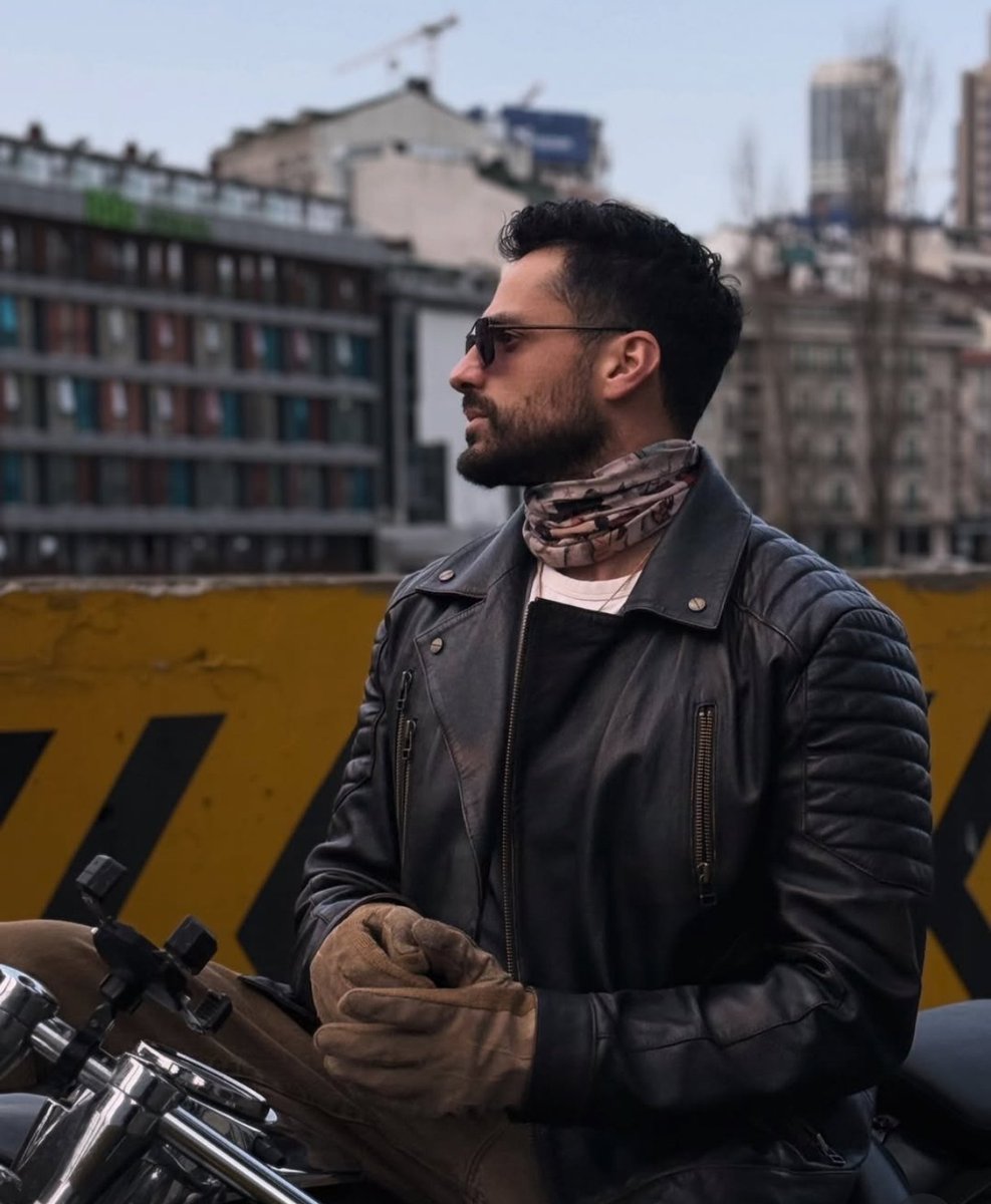 Hanoğullarından Ferhat 🫦🫠🔥🔥
#yeraltı #Ekinmertdaymaz #ferhat #sulfer