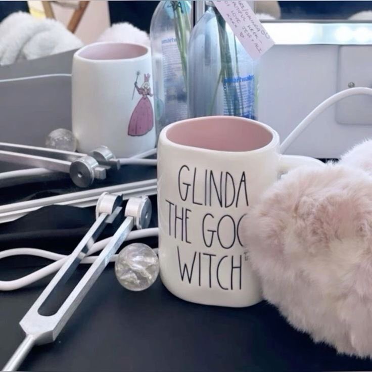 remlorde's tweet image. her name is: ariana