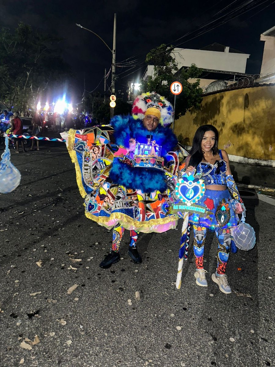 Yuritrem25's tweet photo. Mais um ano, a legenda e com vcs😘🥳🥇✅ https://t.co/R0yGq2qgBv