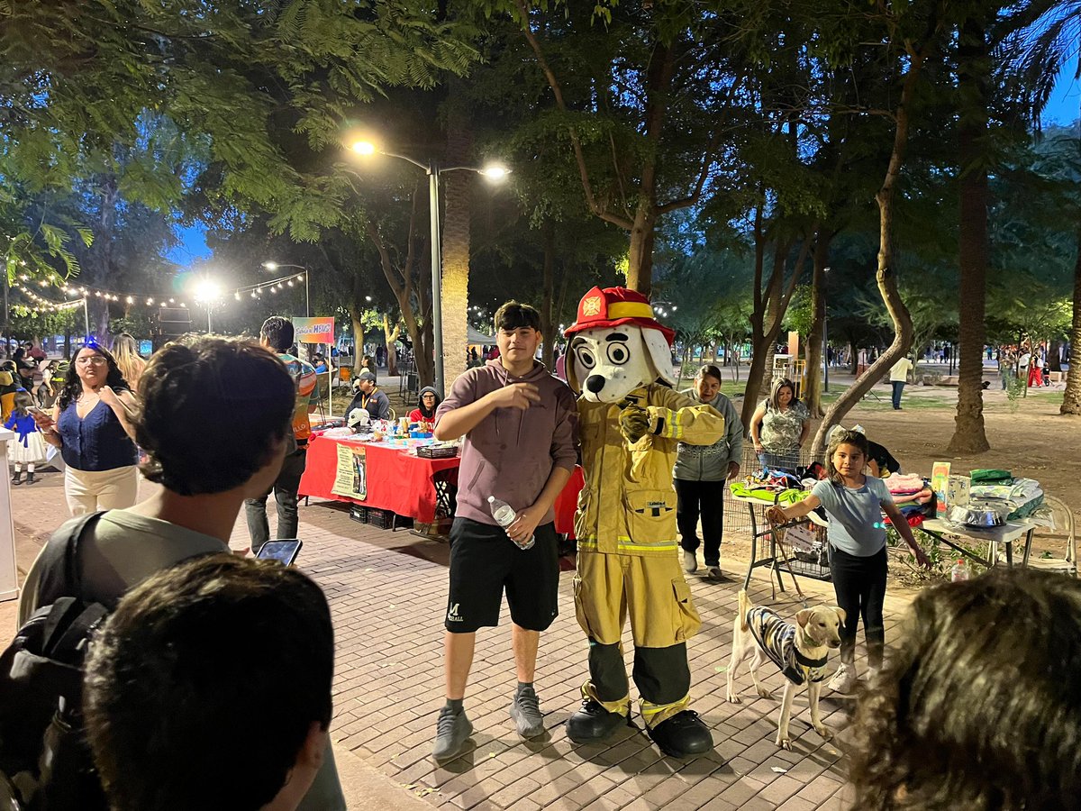 ¡El HBus cumple su primer aniversario! 🚌⚡🎉

Ayer lo celebramos en el Parque Madero 🌳, en el marco del Día Mundial de la Energía 🌎💡, con traslados gratuitos, música y emprendedores locales.

Con el primer transporte eléctrico y gratuito para universitarios, seguimos