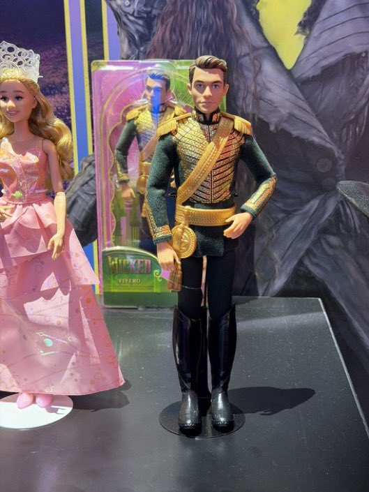 wicked comfort tweet media