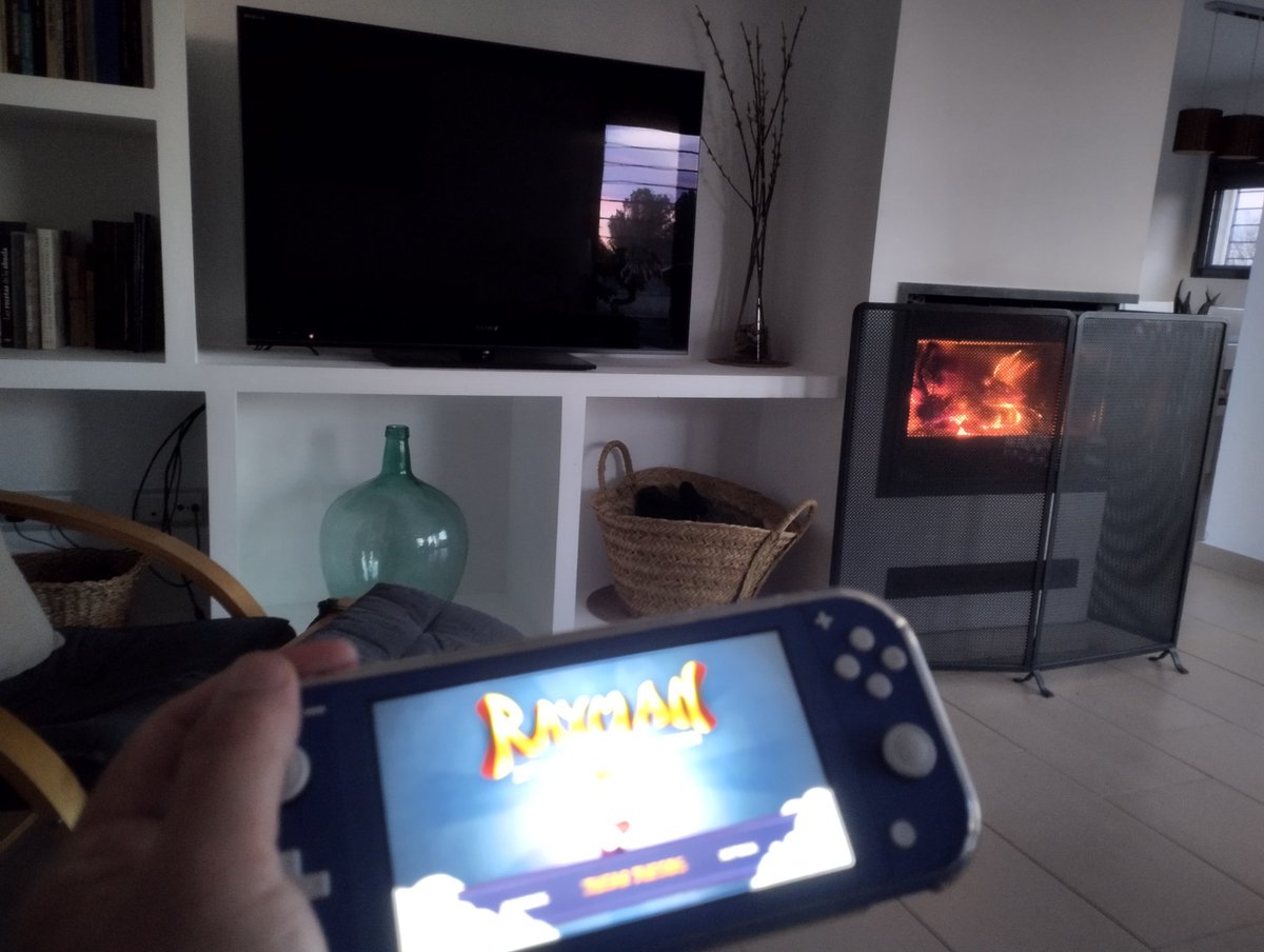 Estas partidas si que molan. 

La chimenea de mis suegros es tan reconfortante como la hoguera de Dark Souls.