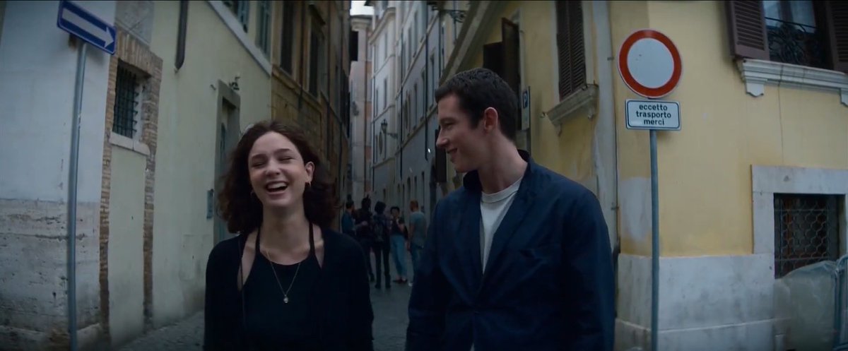 divine (2020) ได้เจอหนึ่งในรอมคอมที่ดีที่สุดช่วงปีเลย เคมีพระนางคือเขินม้วนจะบิดแล้วพี่ 💘

นักข่าวที่ไม่เชื่อในอะไรเลย ดันต้องมาทำข่าวเรื่องการเลือกตั้งโป๊ป แล้วยังไปหลงรักสาวที่กำลังจะบวชชี เลยโดนพระเจ้าขัดขวางความรัก ใกล้กันทีไรมีซวยตลอด ตลกมาก ละโรแมนติกมาก 5 ดาวรอมคอมไปเลย