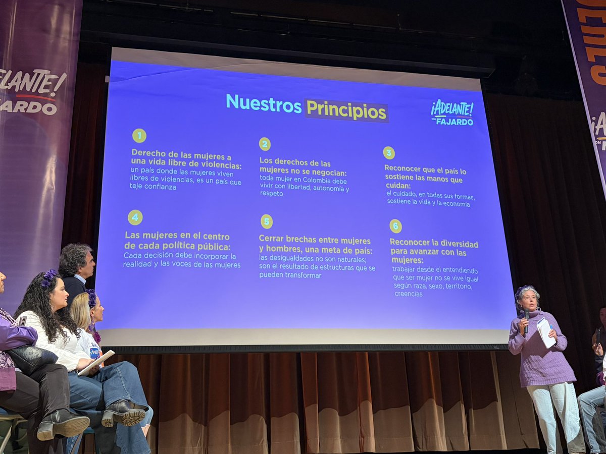 camiloencisov's tweet photo. Vamos adelante con las mujeres y con @sergio_fajardo. Hoy compartimos nuestros principios:
1. Derecho a una vida libre de violencias.
2. Los derechos de las mujeres no se negocian.
3. Reconocer que al país lo sostiene las manos que lo cuidan.
4. Las mujeres en el centro de cada política pública. 
5. Cerrar brechas entre hombres y mujeres.
6. Reconocer la diversidad.