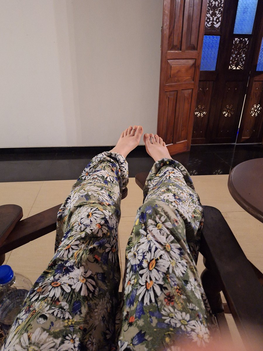 self_advisor's tweet image. Зацени штаны