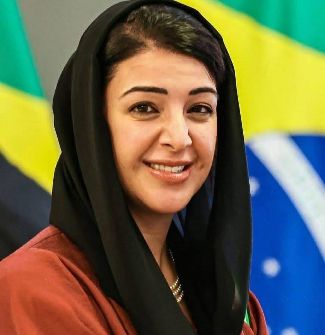 abwasydsht63563's tweet image. تحارب الإخوان المسلمين وتنام في حظن الكافرين !!
الشريفه #هند العويس 🇦🇪
ممثلة عن حقوق المرأة وهي تتاجر بالفتيات القاصرات 
تناقض عجيب