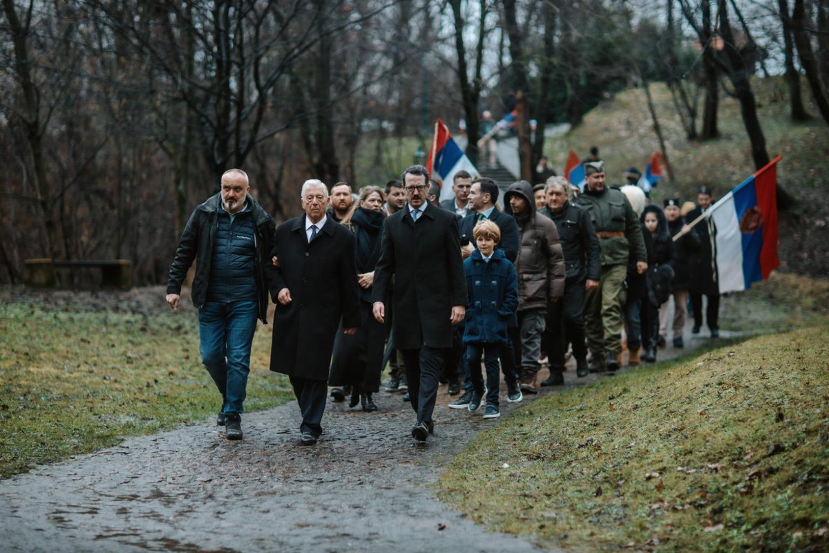 Филип Карађорђевић tweet media