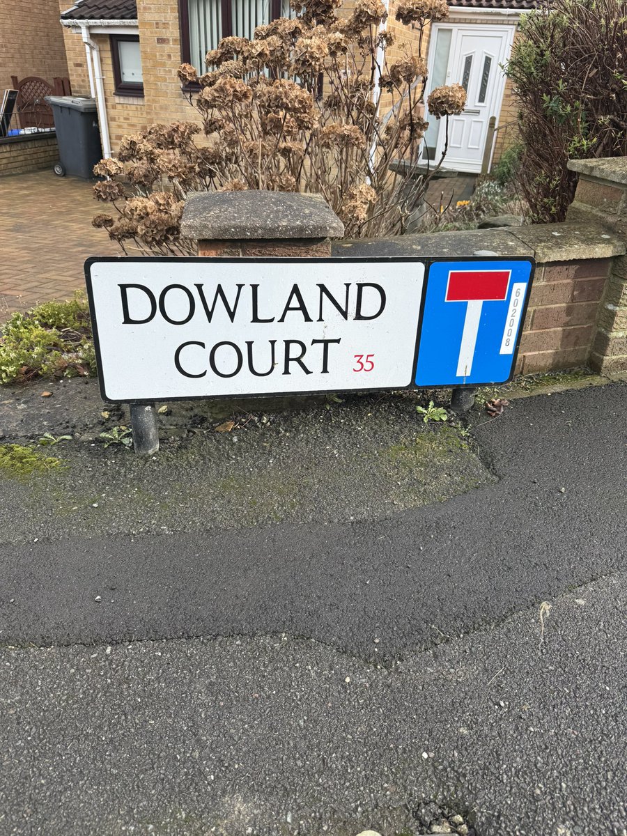 Clive Helders tweet media