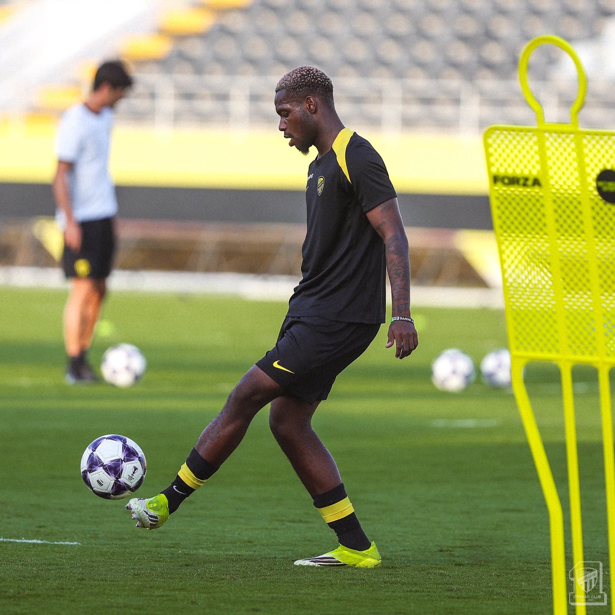 ittihad's tweet photo. نتأهب للمهمة الآسيوية 👏💛 https://t.co/R5MN8fFGgn