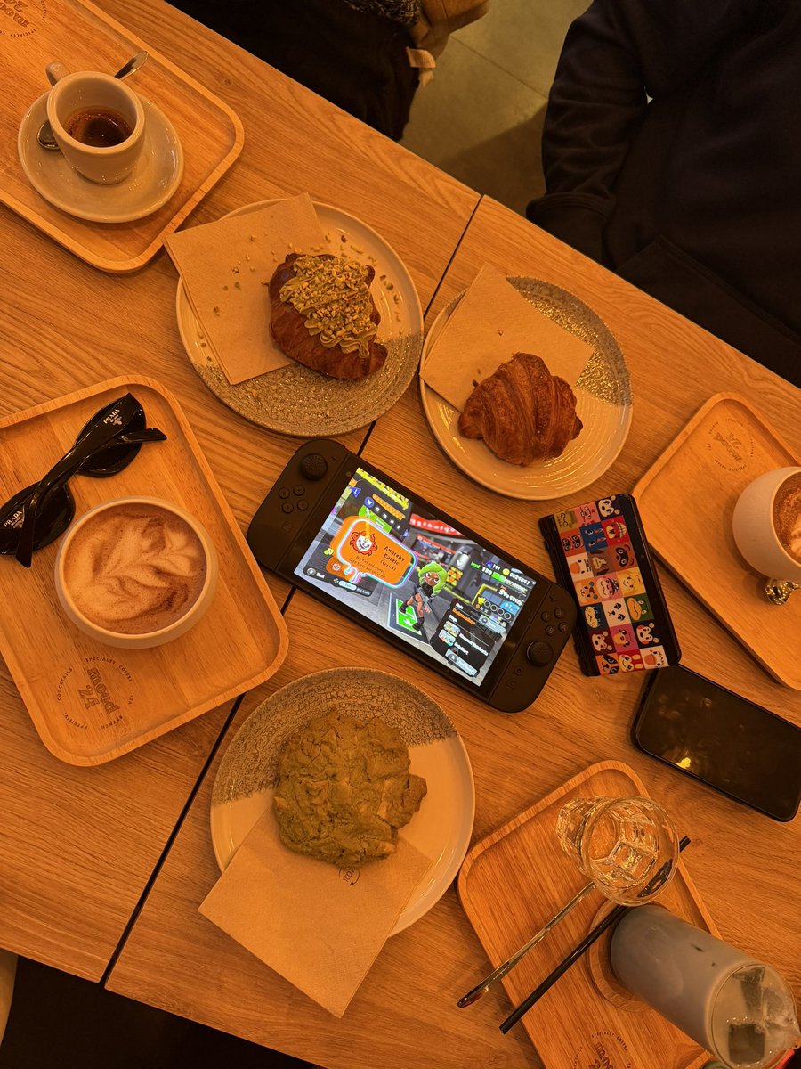 offωhite tweet media