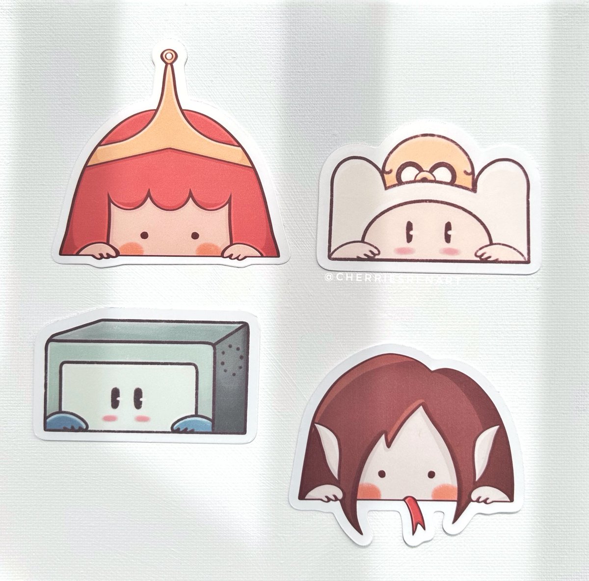 cherriesren's tweet image. giveaway timeeee!
i’ll randomly select 4 people to win 5 art prints and 4 stickers 💗
to enter you only need to: follow me, like and retweet this post!
giveaway ends at the end of this month!