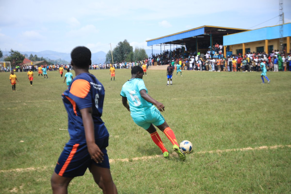 CNF RUTSIRO tweet media