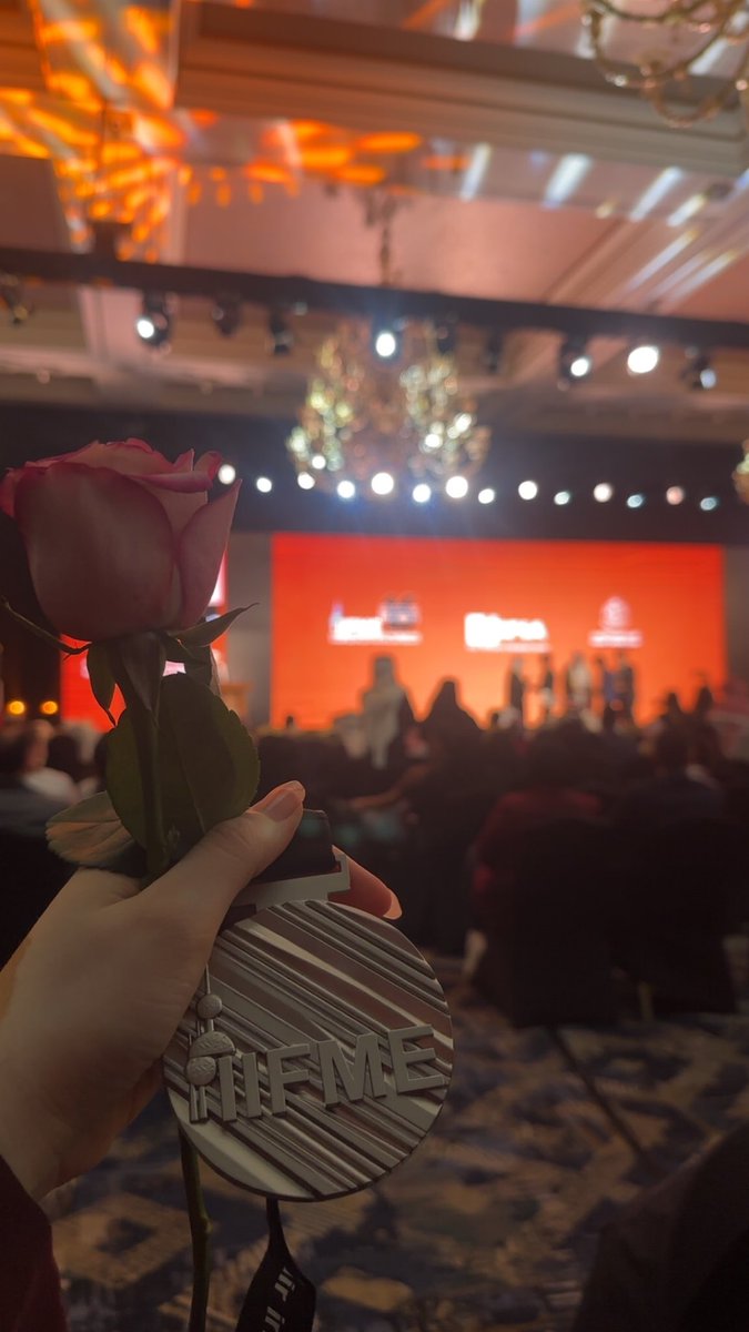 raghoodalj's tweet photo. الحمدلله🤍
تشرفت بالمشاركة في معرض الكويت الدولي للاختراعات 🇰🇼، وحصولي على الميدالية الفضية مع فريقي الفنان بمشروع HealTracker AI 🥈
تجربة مثرية ومفيدة، مليئة بالتعلم، والتبادل المعرفي مع عقول مبدعة من مختلف الدول✨
فخورين بهذا الانجاز ونتطلع لمزيد من النجاحات القادمة 🙏🏼 #IIFME https://t.co/d9EjzFe4Ob