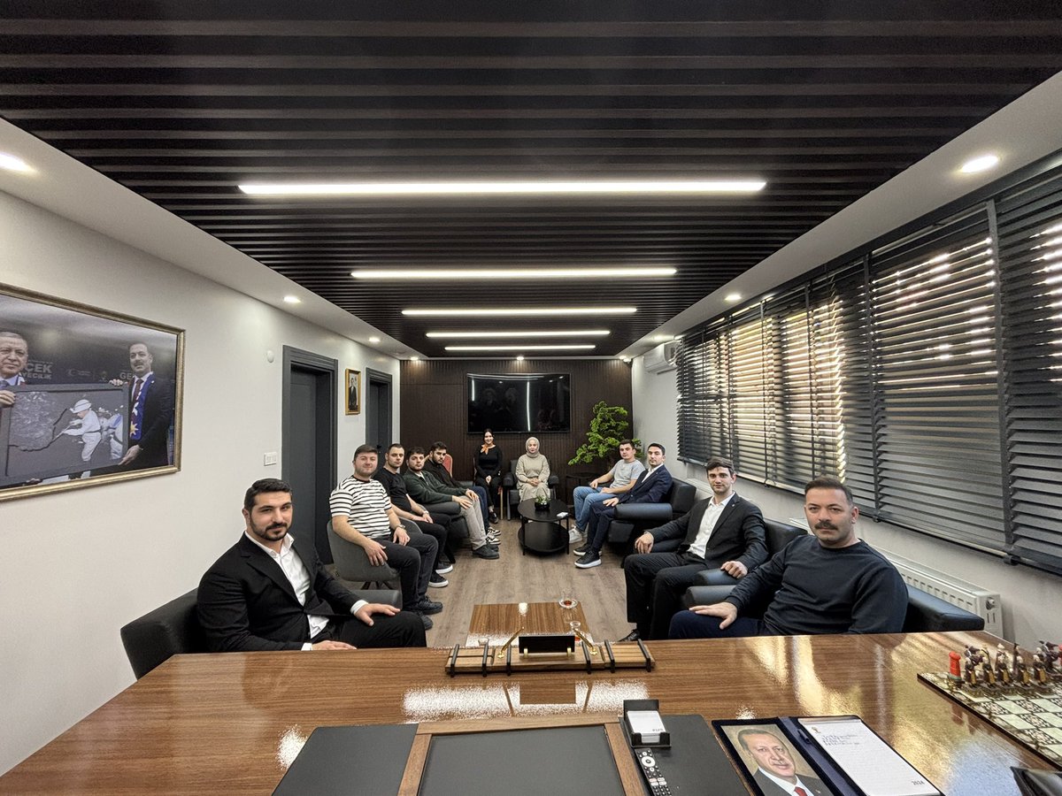 Genel Merkez Sivil Toplum ve Halkla İlişkiler Başkan Yardımcımız, Karadeniz Bölge Koordinatörümüz Ömer Faruk Sütçü ile birlikte İl Başkanımız Mustafa Çağlayan’ı ziyaret ettik.

Nazik ev sahipliği ve samimi sohbetleri için kendilerine teşekkür ediyoruz.