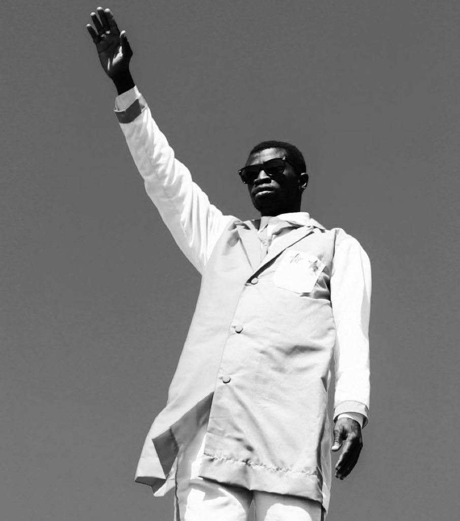 Lorsque c’était pour soutenir l’équipe nationale et célébrer la victoire du Sénégal 🇸🇳, vous étiez tous mobilisés

Aujourd’hui, 18 Sénégalais sont retenus au Maroc 🇲🇦 dans des conditions qui soulèvent de graves questions de justice. Il est de notre responsabilité collective de