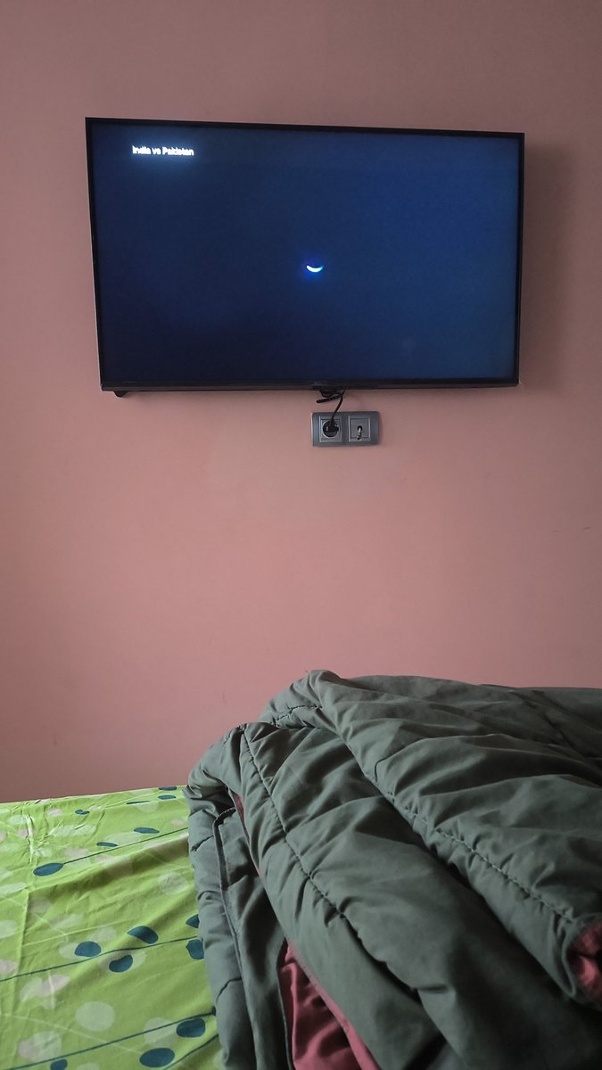 sandeepta1's tweet photo. @JioHotstar i am always unable to see a important cricket match everytime I turn on jiohotstar for match it buffers https://t.co/pe1qKbJXFL