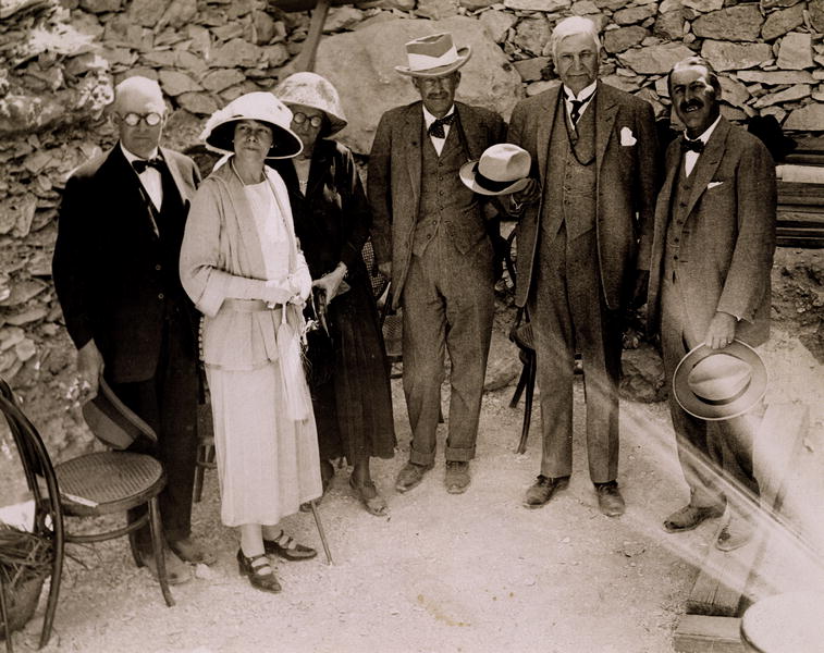 CARTER BEEMING IN THE SUNLIGHT