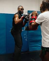 ChaosHavenTV_'s tweet image. Jaylen Brown strongly considering UFC (or boxing) after NBA retirement—says he's talked to Dana White about it. The 6'6" Celtics star trains in kickboxing/MMA offseason. "Maybe post part of my career... we'll see."
#JALENBROWN 
#MMA 
#LFG