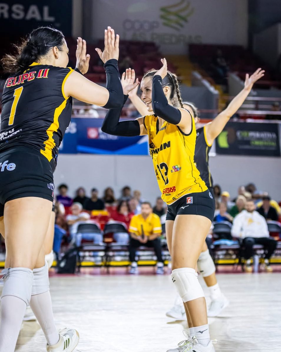 dcruzado's tweet photo. Gamedays 🍿 https://t.co/K8VGpJrdte