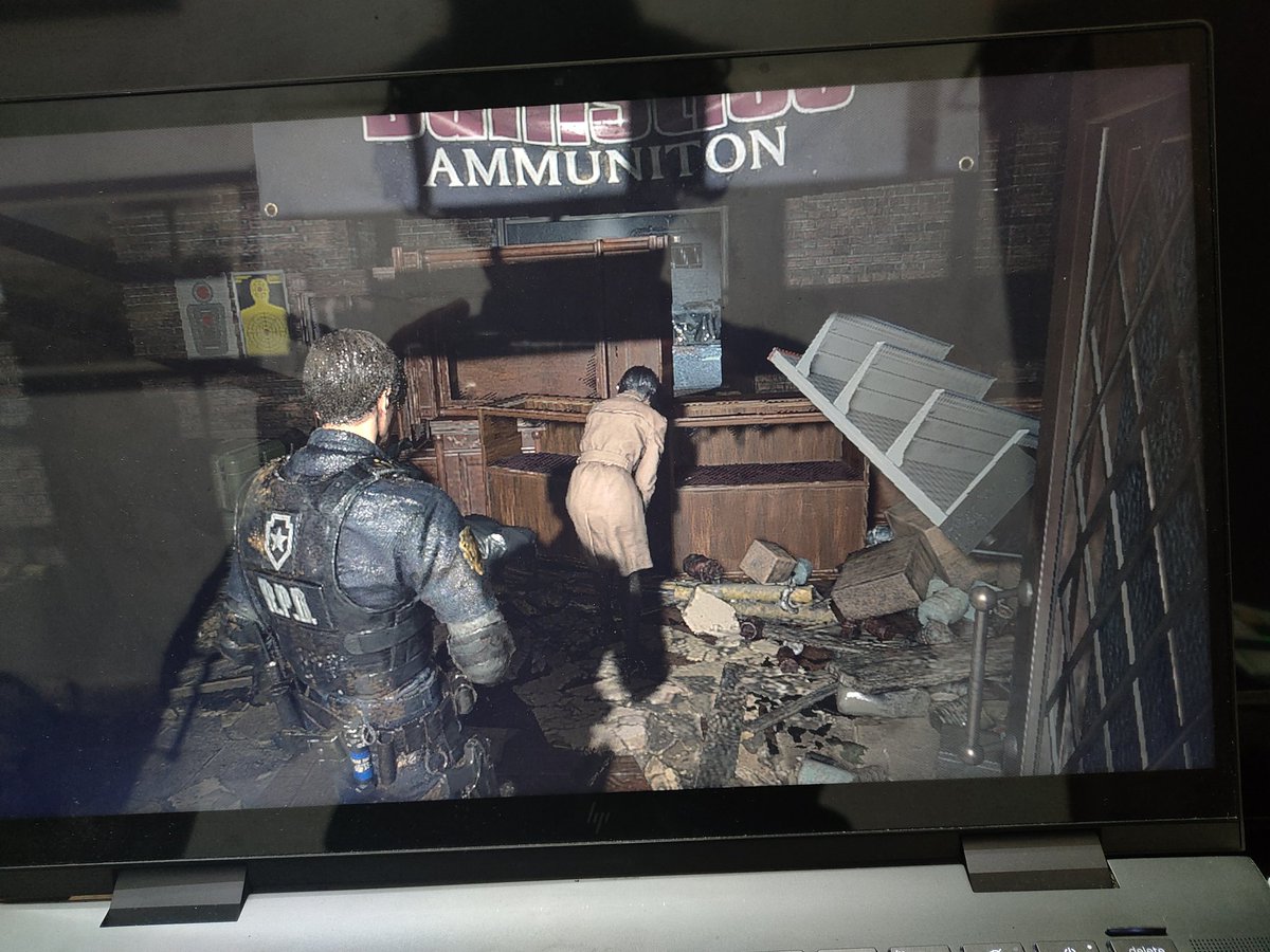 zong_killer's tweet photo. Leon's playthrough is hella fun

#residentevil2remake #gaming https://t.co/YDjScnzMZL