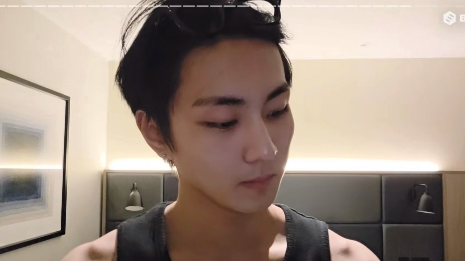 🖤🖤

#JUNGWON #정원