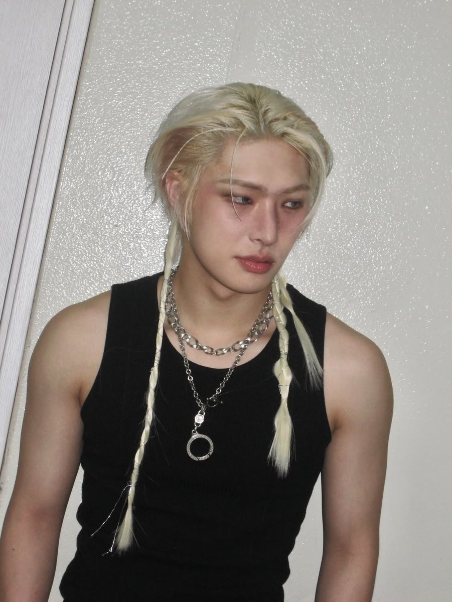 ATEEZ(에이티즈) Updates tweet media