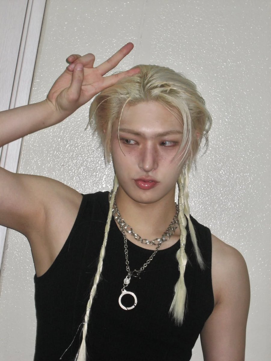 ATEEZ(에이티즈) Updates tweet media